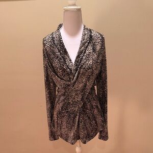 Elegant Women's Leopard Print Blouse